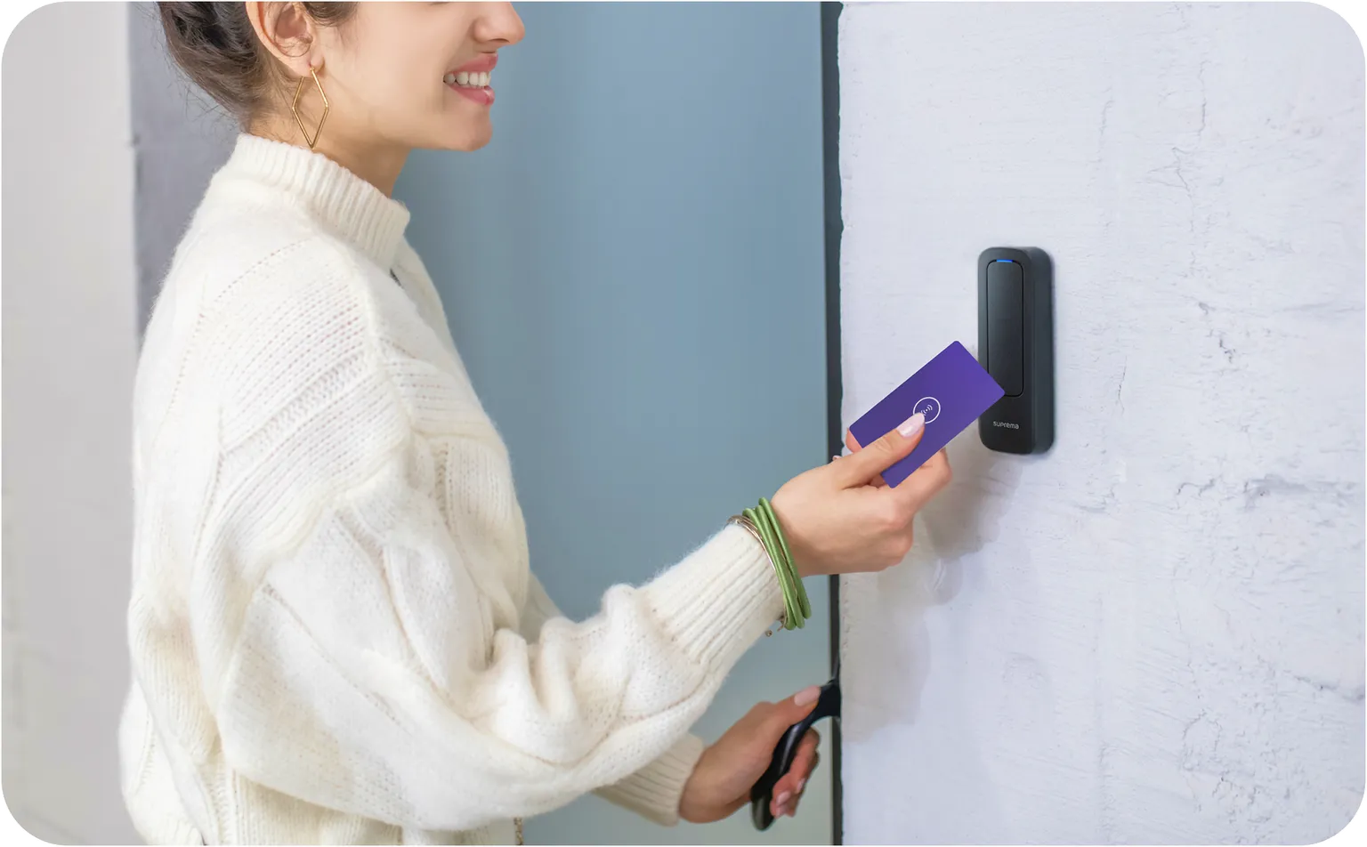 Papervee - Access Control
